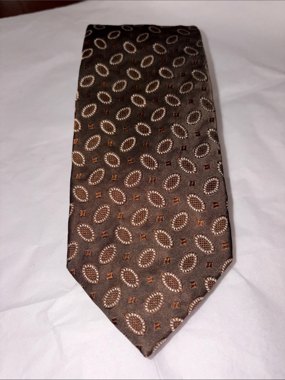 Boss Brown Geometric woven silk Oval Pattern Men's Tie - Picture 2 of 6